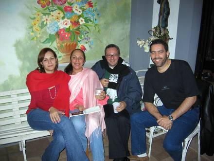 Tamara, Márcia, Roberto e Fernando / confraternização - casa da Isabel, junho 2004