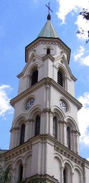 Torre e relgio da Igreja - Largo Santa Ceclia