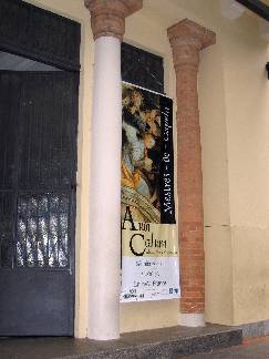 banner na entrada da Capela do Colégio Nossa Senhora de Sion